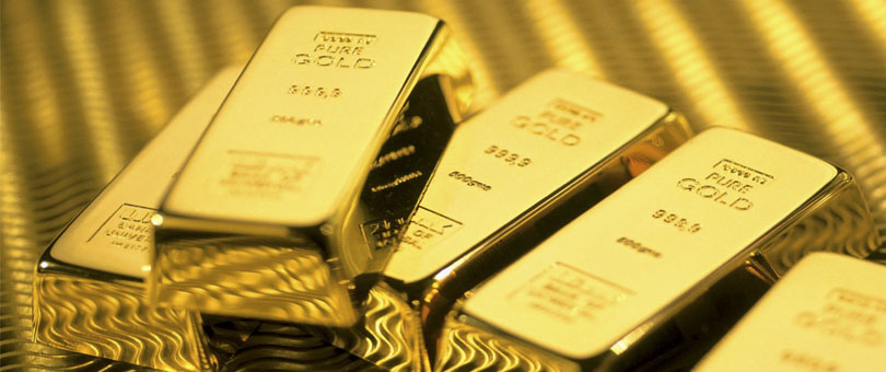 Mineras compensan con volumen el menor valor del oro
